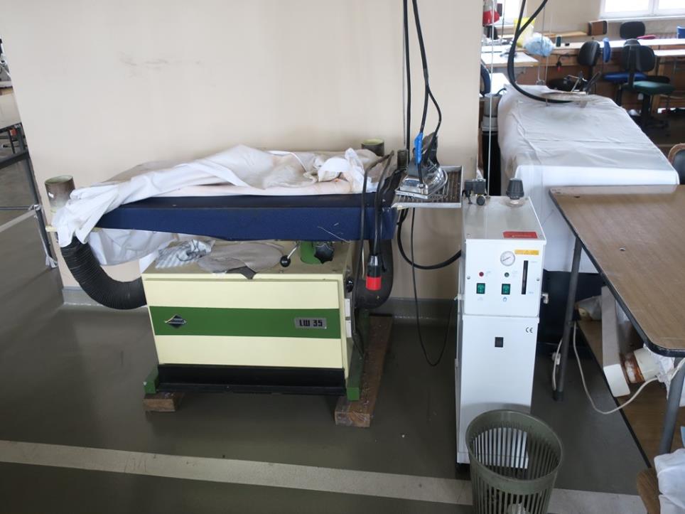 Comel L5 Steam generator and Ironing table (Auction Premium) | NetBid España